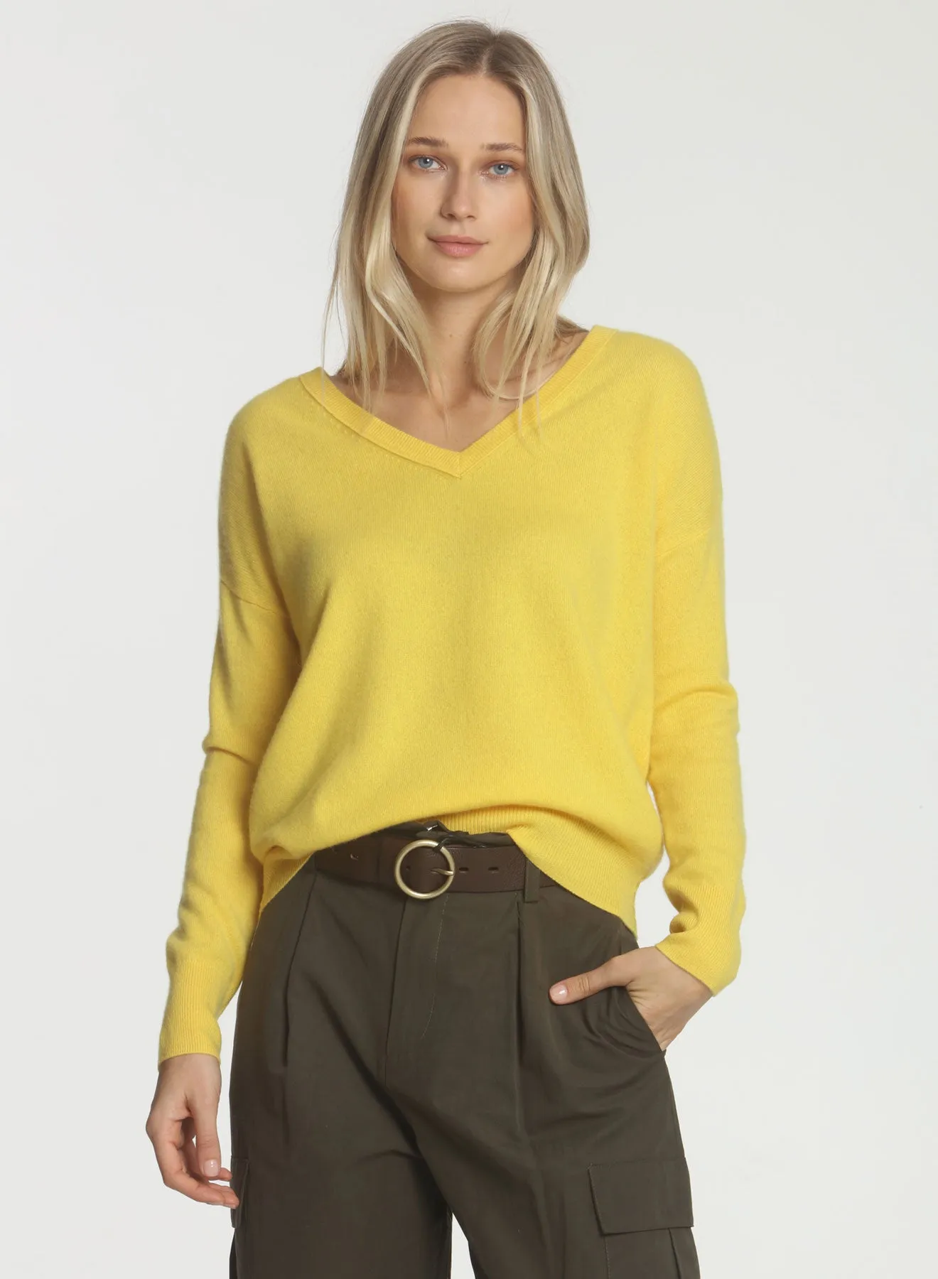 CORE Cashmere BF Vee - Marigold