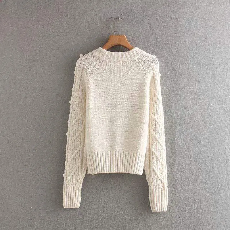 ELEGANT OVERSIZED TWIST SWEATER