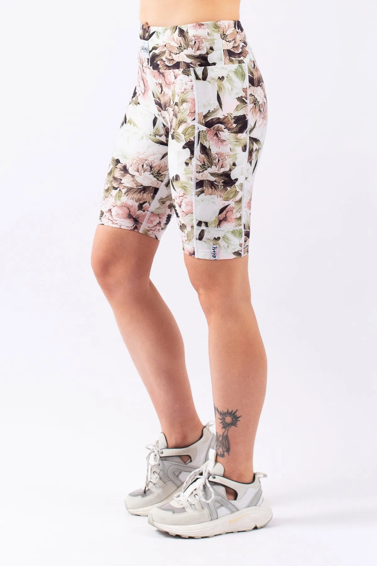 VENTURE BIKER SHORTS