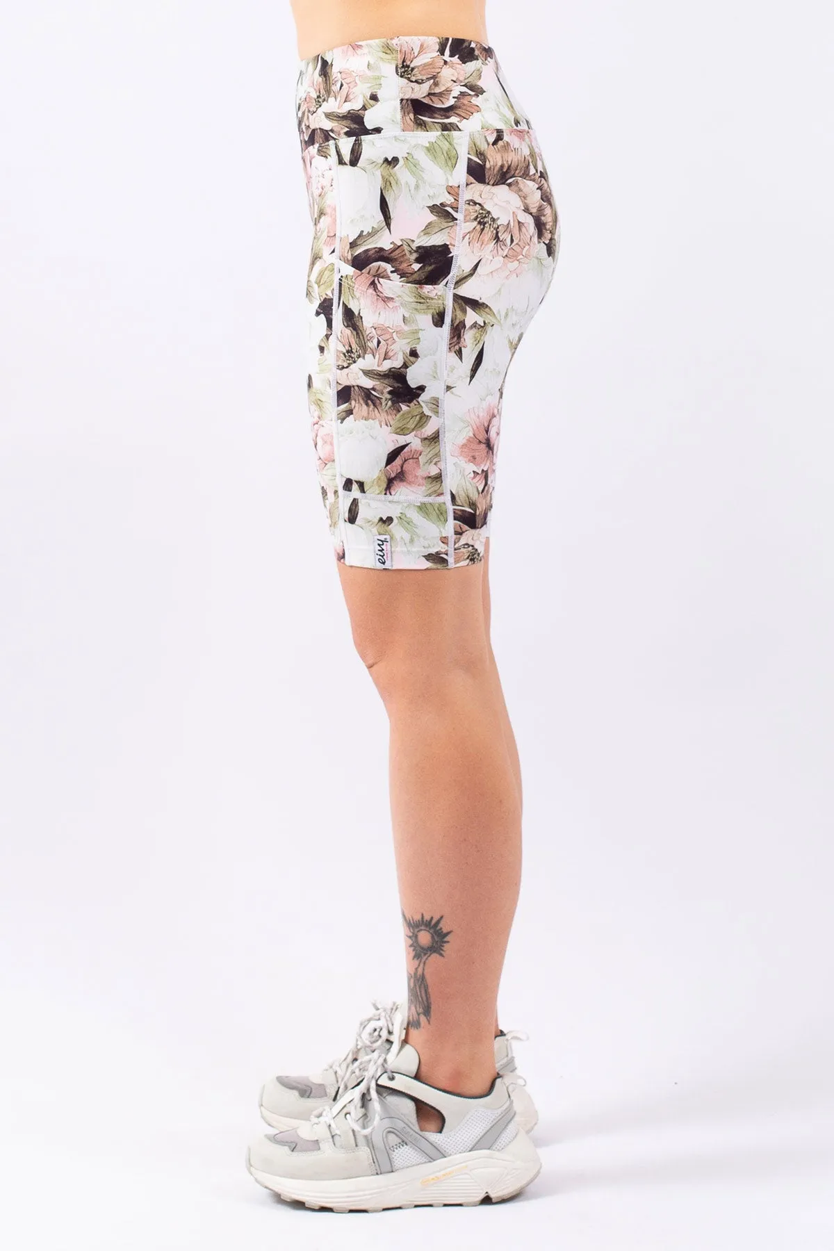 VENTURE BIKER SHORTS